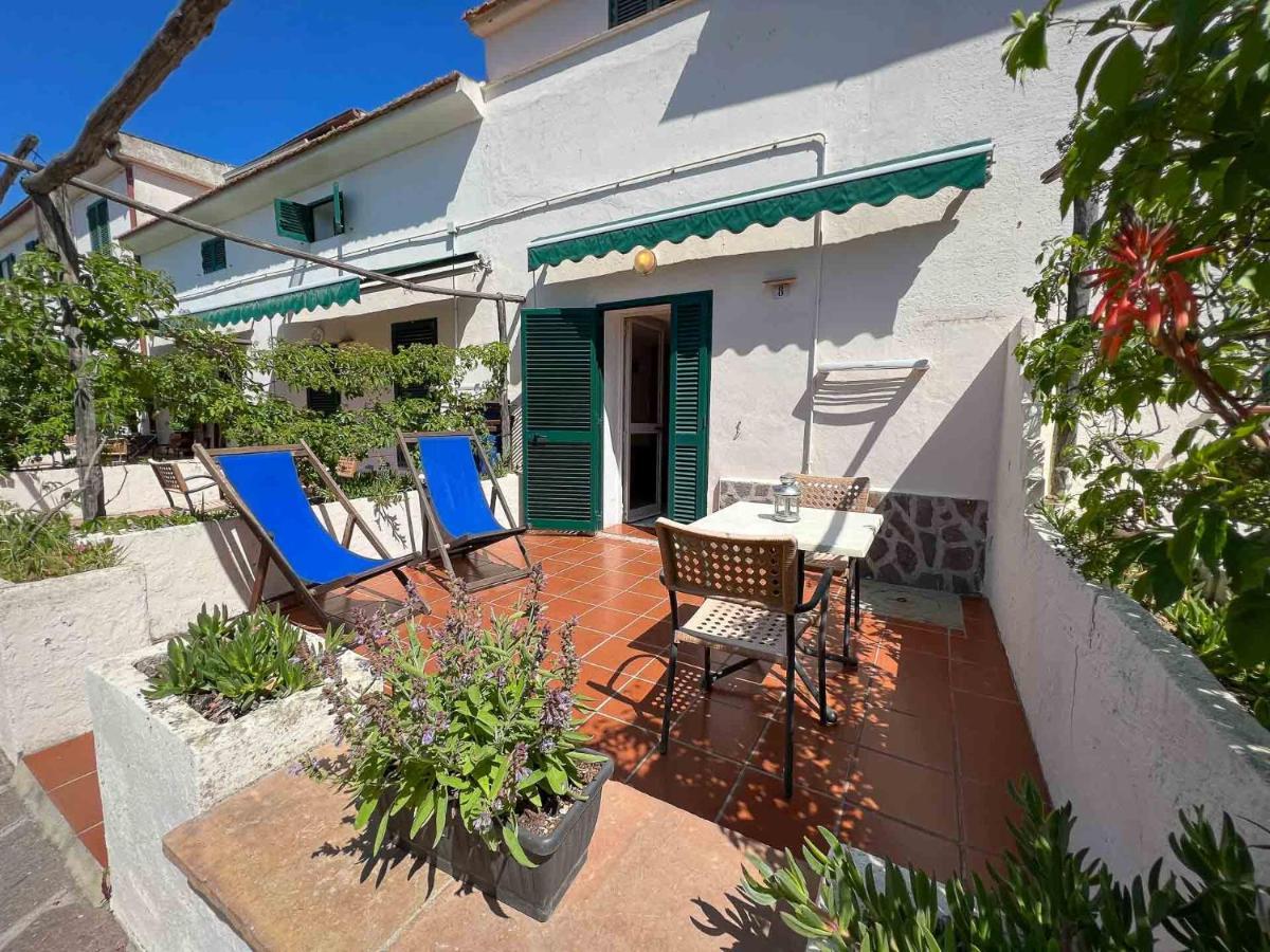 Azienda Agricola Sapereta Porto Azzurro Bagian luar foto