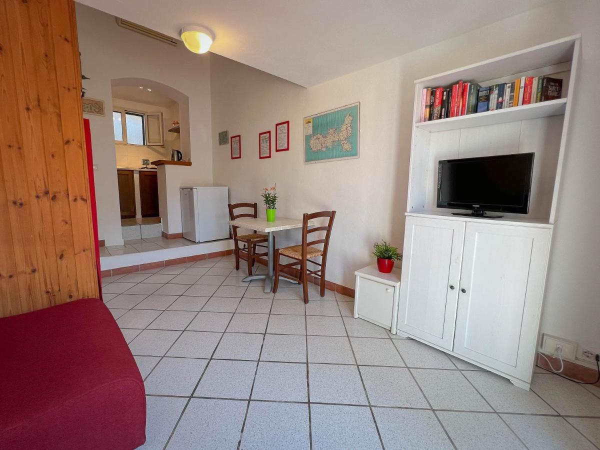 Azienda Agricola Sapereta Porto Azzurro Bagian luar foto