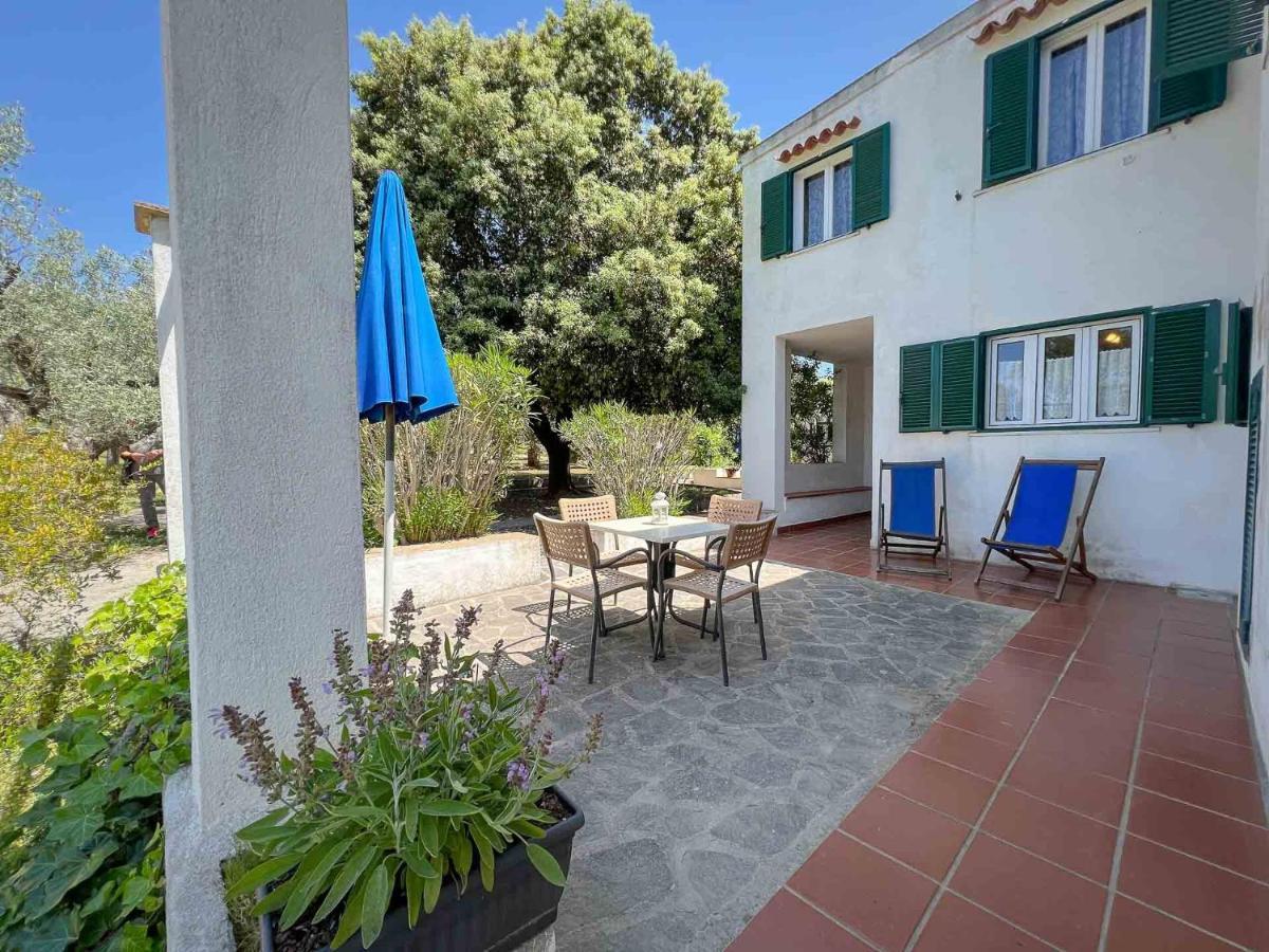 Azienda Agricola Sapereta Porto Azzurro Bagian luar foto