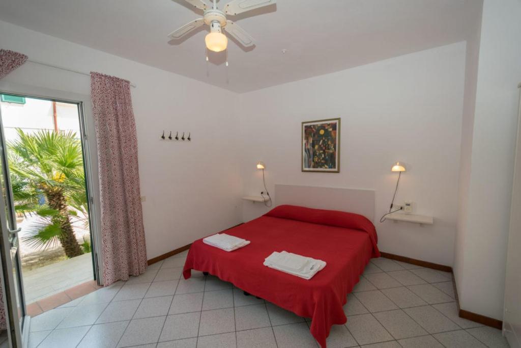Azienda Agricola Sapereta Porto Azzurro Bagian luar foto
