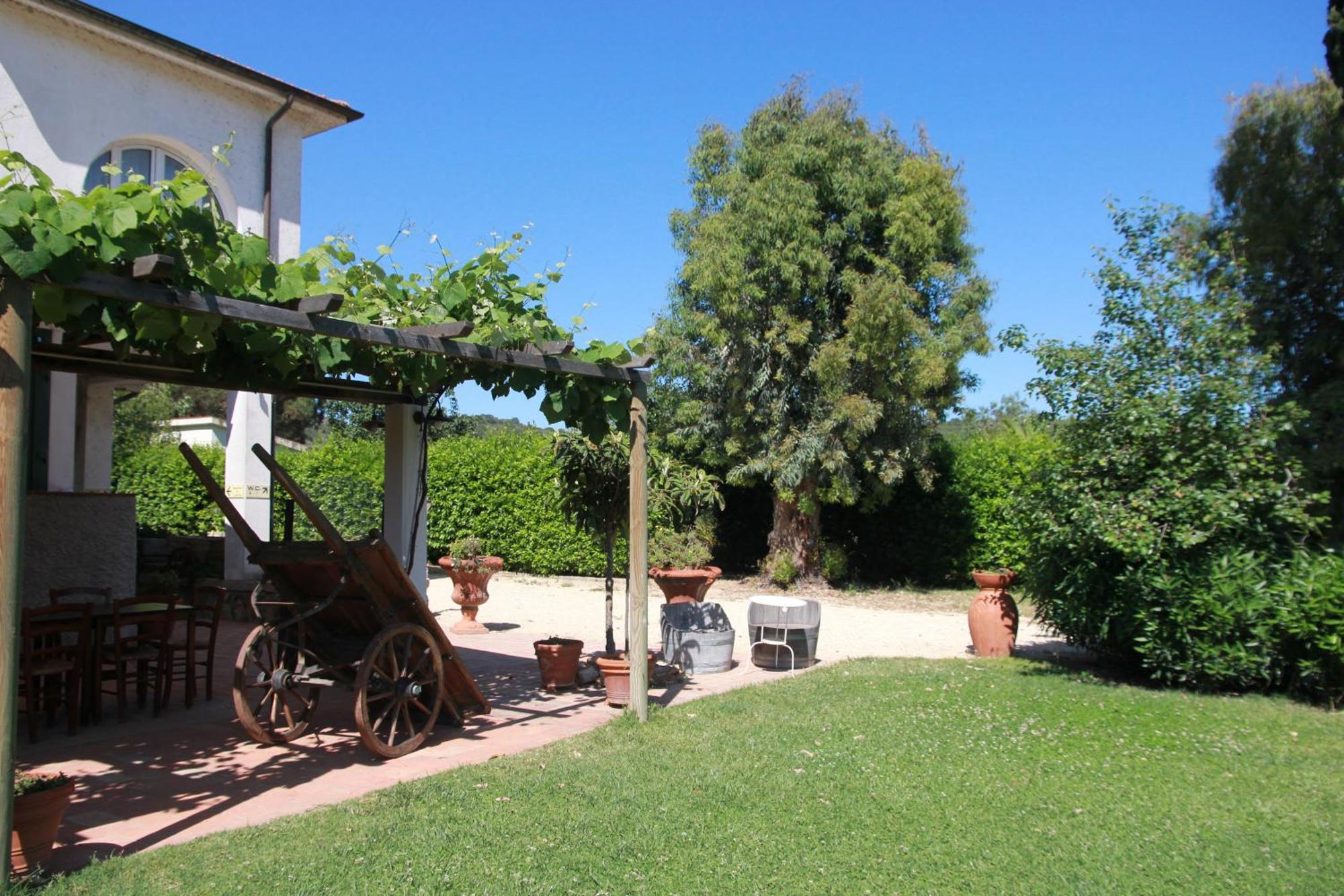 Azienda Agricola Sapereta Porto Azzurro Bagian luar foto