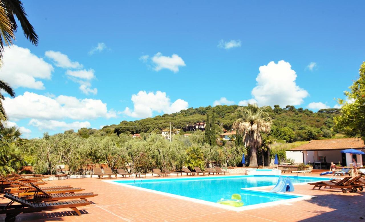Azienda Agricola Sapereta Porto Azzurro Bagian luar foto